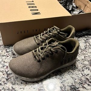 Barely worn NoBull Trainers! M 9.5 | W 11
